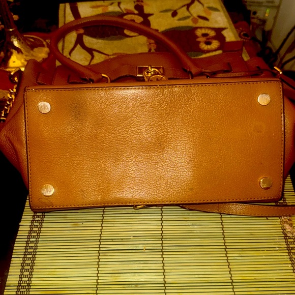 Michael Kors caramel leather medium bag - Picture 3 of 6